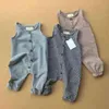 2020ニューサマーファッション新生児の女の子の男の子の服のノースリーブの格子縞のロンパーカジュアルかわいいかわいいoネックジャンプスーツ全体の衣装0-18m G220521