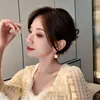 Слушая люстра корейская дизайн модные украшения простые квадратные кулонные серьги элегантные женские стиль C-образного стиля ежедневно подходящее ACC