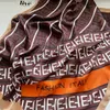 70-70 cm Designer Lettres Floral Foulard En Soie Bandeau Femmes Mode Longue Poignée Sac Foulards Épaule Fourre-Tout Bagages Ruban Tête Wraps