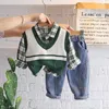 Весенне-осенний комплект одежды из 3 предметов для мальчиков, свитер, жилет, хлопковые рубашки в клетку, джинсы, брюки, костюм одежды для маленьких мальчиков