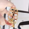 Pulseiras femininas com marca de designer pulseira de luxo banhado a ouro 18 quilates linda carta de aço inoxidável para amantes de casamento pulseiras de presente joias S013