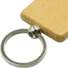 Keychains 100pcs Diy em branco Corrente de madeira quadrada anel esculpido cerca de 40 x mmkeychains forb22