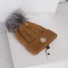 Hommes casquettes mode femmes hiver 22AW crâne chapeaux haut éléments chapeaux femme fourrure Pom chaud fille Beanie9050190