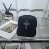 23SS lüks ünlü tasarımcı erkek kadın beyzbol şapkası karga kalp çapraz mektup nakış casquette ressam güneş snapback şapka gorras spor örgü kamyoncu zirve kapaklar