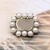 Femmes Vintage Designer Marque Double Lettre Broche Perle Strass Cristal Métal Broches Costume Laple Pin Mode Bijoux Accessoires