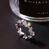 Klusterringar mode silver färg kristall fjäril insekt öppen justerbar strass fingerring för kvinnor flickor bröllop smycken gåva klusning