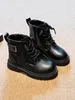 Flickor spänne detaljer sida Zip Combat Boots hon