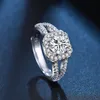 Retro vintage puste moissanite kamienne pierścionki z kamiennym zespołem luksusowy projektant Square Big Crystal Shining Love Pierścień dla kobiet hurtowych