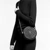 원형 숄더백 여성 핸드백 디자이너 가방 브랜드 브랜드 버클 Vinyle v 모양의 고급 디자이너 가방 핸드백 크로스 바디 백 토트 지갑