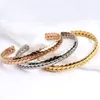 Bracelet ouvert bracelet en acier inoxydable texture métal texture en acier titane bracelets personnalité bijoux