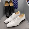 Luxe italien hommes Oxford chaussures mode imprimé à carreaux en cuir véritable noir blanc à lacets mariage bureau costume chaussures habillées pour hommes