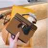 Designer kosmetisk väska populärt klassiskt fodral läder kvinnor axelväskor på handväska presbyopisk sminkväska handväska JU609255K
