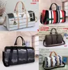 Luxe ontwerper Duffle Bag Leather Weekend Travel Bags Men Vrouwen Zuggages Creatieve brief Stiksel Hanbags Grote capaciteit Tote Bagage Rugzakken