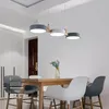 Pendants lampes modernes salon LED Chandelier chambre plafond plafond en métal en bois cuisine intérieure suspendant