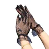 Пять пальцев перчатки ретро -тонкие женщины летние сексуальные кружевные сетки прозрачная привод солнцезащитные крема для обложки шрамы эластично