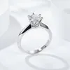 Moissanite Stone 2 캐럿 솔리테어 약혼 반지 웨딩 쥬얼리 스털링 실버 약속 반지