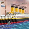 Titanic 1860pcs Ship 3D Mini Diy Building Builds Toy Titanic Boat Model Collection Educational Hight