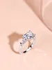 여성을위한 백금 색상의 반짝 이는 다이아몬드가있는 S925 실버 참 펑크 밴드 반지 결혼 보석 선물 Engagemet PS7861