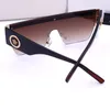 Retro Mens Square Square Frame Sun Glasses مصمم فاخرة نظارة شمسية لامرأة عطلة Sunshade Eyewear Women Gens Sunglass with Case Box