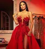 Une ligne glamour rouge robes de bal hors de l'épaule paillettes appliques robe de soirée sur mesure côté fendu balayage train tapis rouge robe de soirée de célébrité