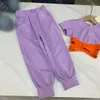 Дизайнерская маленькая девочка набор кросс -футболка брюки 2 куска роскошного спортивного костюма хлопка с коротким рукава