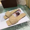 2022 Sandales de luxe Pantoufles de créateurs Marque Slide Tongs Véritable Cuir Femmes Chaussures Casual Baskets Entraîneur par baghoe1978 123