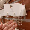 New Fashion Simulated Pearl Dangle Drop Earring per le donne Bianco Perle rotonde Nappa Orecchini lunghi Orecchini da sposa Regali da festa