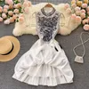 Ny modebanan Summerklänning Kvinnors ärmlös Stand Collar Floral Embroidery Elegant High midjextäckare MINI VESTIDOS 202251P