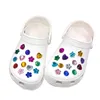 MOQ 100pcs Crystal Heart Stones Croc Charms 부드러운 귀여운 PVC 신발 액세서리 장식 개선 신발을위한 맞춤형 jibz 어린이 선물