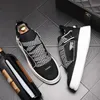 Fashion Style Lace-Up Wedding Party Shoes Designer Breathable Vulcanied Casual Sneakers printemps automne noir blanc rond rond
