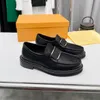 Women Platform Loafers Designer Shoes Soft Cowhide Sneakers gummi Svart Shiny Leather Chunky Round Head Moccasins damer Tjocka bottenskor