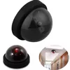 Falsa telecamera fittizia IR LED Generatore a cupola CCTV Simulato segnale video di sicurezza Forniture per la casa