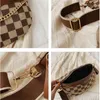 Checkerboard Plaid mönster Fanny Packs för kvinnor fashionabla kedja kvinnliga midja förpackning damer bred band crossbody väska 220810