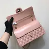 10a Ayna Kalitesi Tasarımcı Çanta Ladie Meenger Bag Square Havyar Deri Omuz Altyap 25.5cm Flip Claic Fahion Retro Veratil Orijinal Çok Molor Wholeale