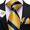 Papillon Moda Uomo Cravatta Luxury Yellow Blue Striped Paisley Plaid Silk Wedding Per DiBanGu Designer Hanky Gemelli Gift SetBow Emel22