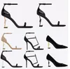 Klassiker kvinnor skor klackar sandaler mode strand tjock botten klänning sko alfabet lady sandaler läder höga häl lider av yazhou66