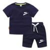 Nuovi vestiti estivi per bambini Completi corti Abbigliamento sportivo per bambina T-shirt ragazzo Set 2 pezzi Bambini Bambino da 1 a 13 anni Abbigliamento