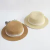 2022 NOWOŚĆ SUN HAT Słomka łodzika Top Lato Hats Women Beach Flat Brim Cap Bowknot Wstążka na wakacje Sombreros de Sol Pearl Caps1228820