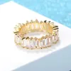 Ring Kubikzirkonia Emerald Cut Ringband für Frauen 14k Gold /Silber verplatzt