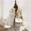 Winter Parkas Fur Jacka Women Korean Ny modekläder på båda sidor Midlängd blixtlås päls kvinnlig lös ytterkläder H1821 T220810