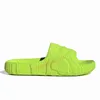 Adilette 22 Slides Slippers Sandálias de verão Designer masculino Mulheres deslizantes de escorregamento preto deserto areia cinza magia cal autêntica sandálias de borracha de espuma Sapatos de praia