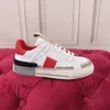 Çorap Sneaker Tasarımcılar Erkekler Donna Kırmızı Moda Sıradan Ayakkabı Kadınları Beyaz Ayakkabılarla Düşük Top Çekme 35-45 DSF