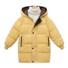 2021 Tiener jongensmeisjes winter warme jas lange stijl mode dikke capuchon bovenkleding jas voor kinderen kinderen buiten windjack J220718