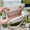 Moda Mujer Diseñadores de lujo Bolsos de hombro Marmont Ladies Wallet Marca Classic Mini Tote Bag Saddle Crossbody Houlder Bolso con caja