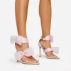 American and Bow Satin europeiska sandaler mode damer sexig kedja pekade hög häl zapato mujer 226 sals