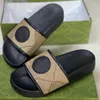 Projektowne slajdy Sandały Kobiety mężczyźni gumowe nylonowe slajdy płaskie dno klapki klapki modne buty plażowe z pudełkiem no345 W1