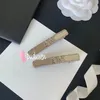 Clips de metal con letras de piedra de 6,5X1 cm para fiestas, moda, diamantes de imitación, horquillas para el cabello, pasadores de elegancia clásica