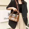 Bolsa feminina märkesdesigner kvinnor handväskor och handväska vintage bambu handtag väska lyx blixtlås klaff axel messenger väska ladys 220608