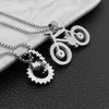 Pendentif Colliers Industrie Lourde Machines Gear Mode En Acier Inoxydable Forme De Vélo Collier En Titane Pour Hommes Et FemmesPendentif