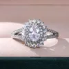 Pierścionki ślubne Huitan Crystal Sun Design Kobiety Piękno Bridal zaręczynowy Pierścionek zaręczynowy Genialny sześcienna cyrkonia luksusowa biżuteria RITA22